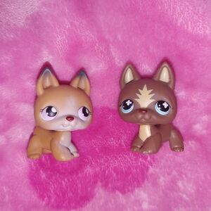 Littlest pet Shop Set Of 2 German Shepherd Dogs LPS VINTAGE 2000s